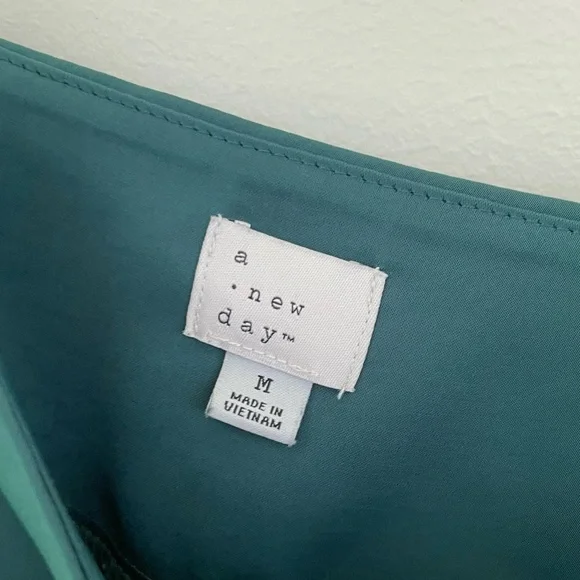 A New Day Emerald Green Midi Satin Slip Dress M Medium Adjustable Straps - Picture 9 of 10